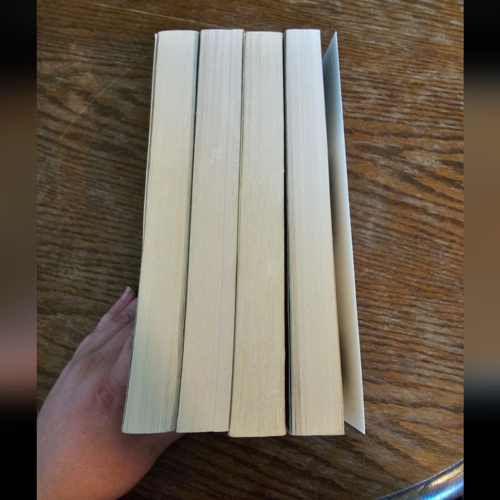 Book bundle - Picture 11 of 11